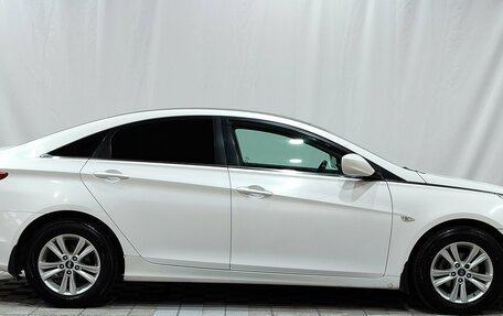 Hyundai Sonata VI, 2012 год, 1 070 000 рублей, 4 фотография