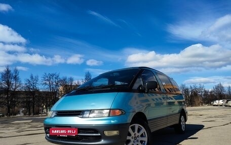 Toyota Estima III рестайлинг -2, 1994 год, 500 000 рублей, 1 фотография