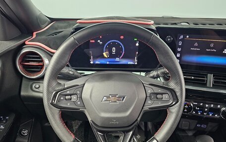 Chevrolet Trax, 2023 год, 1 650 000 рублей, 15 фотография