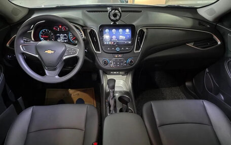 Chevrolet Malibu IX, 2021 год, 1 500 000 рублей, 8 фотография