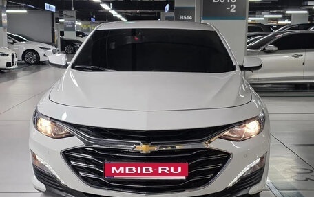 Chevrolet Malibu IX, 2021 год, 1 500 000 рублей, 2 фотография