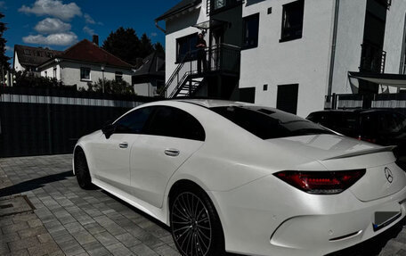 Mercedes-Benz CLS, 2023 год, 8 973 000 рублей, 3 фотография