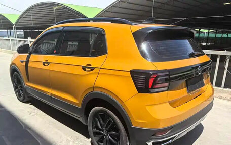 Volkswagen T-Cross I, 2023 год, 1 341 260 рублей, 4 фотография