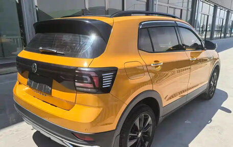 Volkswagen T-Cross I, 2023 год, 1 341 260 рублей, 6 фотография