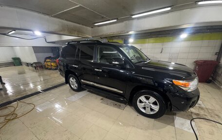 Toyota Land Cruiser 200, 2015 год, 3 950 000 рублей, 2 фотография