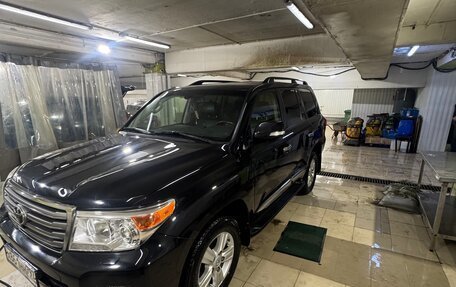 Toyota Land Cruiser 200, 2015 год, 3 950 000 рублей, 3 фотография