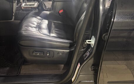 Toyota Land Cruiser 200, 2015 год, 3 950 000 рублей, 9 фотография