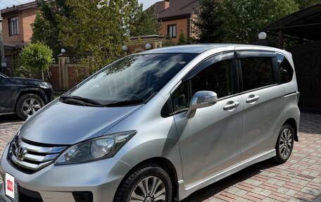 Honda Freed I, 2012 год, 1 070 000 рублей, 3 фотография
