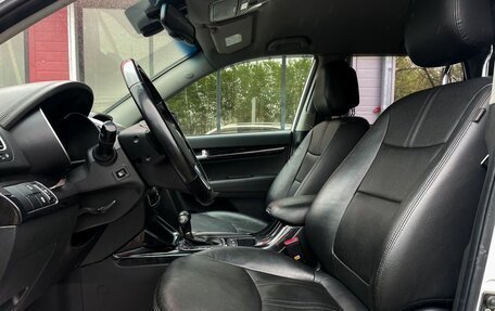 KIA Sorento II рестайлинг, 2017 год, 2 579 000 рублей, 9 фотография