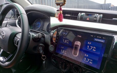 Toyota Hilux VIII, 2016 год, 2 850 000 рублей, 4 фотография