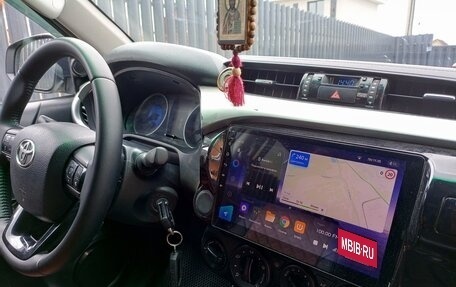 Toyota Hilux VIII, 2016 год, 2 850 000 рублей, 5 фотография