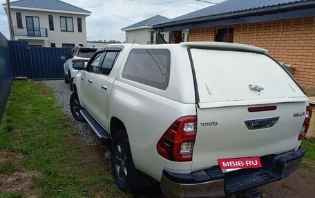 Toyota Hilux VIII, 2016 год, 2 850 000 рублей, 8 фотография