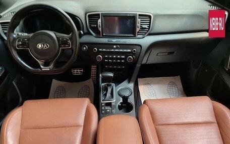 KIA Sportage IV рестайлинг, 2017 год, 1 800 000 рублей, 10 фотография