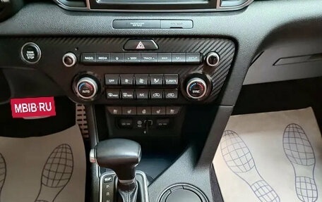 KIA Sportage IV рестайлинг, 2017 год, 1 800 000 рублей, 13 фотография