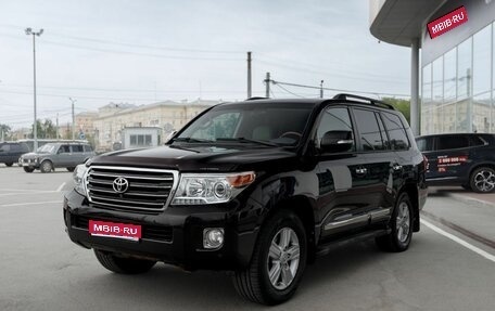 Toyota Land Cruiser 200, 2012 год, 2 900 000 рублей, 1 фотография