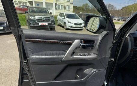 Toyota Land Cruiser 200, 2014 год, 3 800 000 рублей, 6 фотография