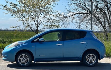 Nissan Leaf I, 2012 год, 560 000 рублей, 2 фотография