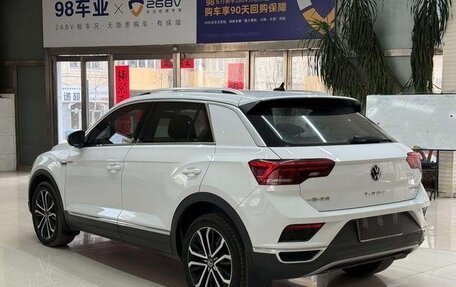 Volkswagen T-Roc I, 2022 год, 1 436 000 рублей, 4 фотография