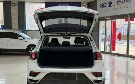 Volkswagen T-Roc I, 2022 год, 1 436 000 рублей, 19 фотография