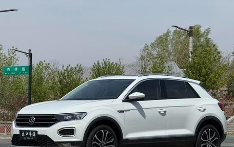Volkswagen T-Roc I, 2022 год, 1 527 000 рублей, 3 фотография