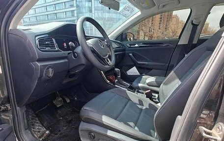 Volkswagen T-Roc I, 2022 год, 1 514 000 рублей, 7 фотография