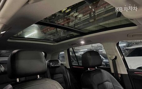 Volkswagen Tiguan II, 2022 год, 2 730 000 рублей, 15 фотография