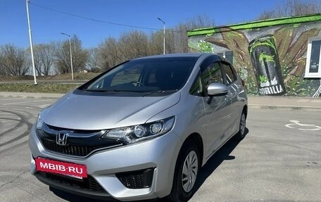 Honda Fit III, 2016 год, 1 250 000 рублей, 4 фотография