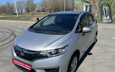 Honda Fit III, 2016 год, 1 250 000 рублей, 9 фотография