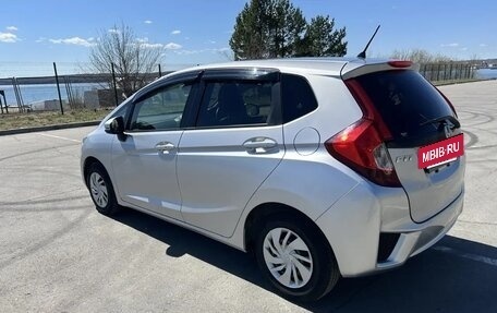 Honda Fit III, 2016 год, 1 250 000 рублей, 8 фотография