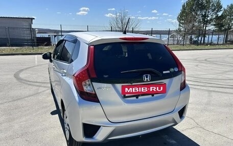 Honda Fit III, 2016 год, 1 250 000 рублей, 5 фотография