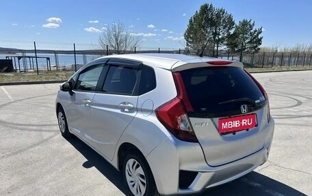 Honda Fit III, 2016 год, 1 250 000 рублей, 12 фотография
