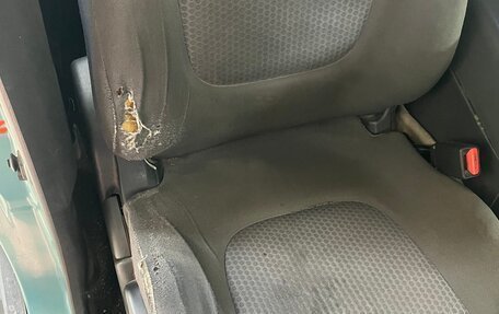 Nissan Wingroad III, 2005 год, 385 000 рублей, 11 фотография