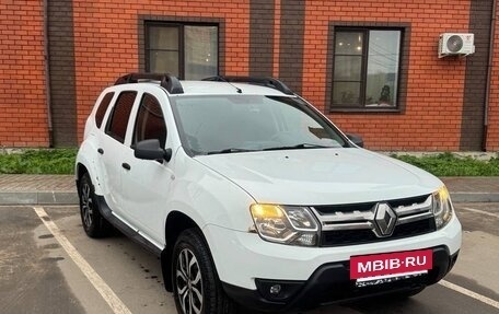 Renault Duster I рестайлинг, 2016 год, 1 000 000 рублей, 2 фотография