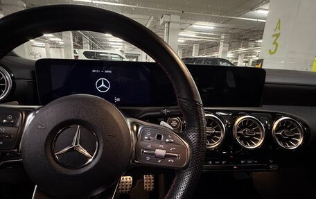 Mercedes-Benz CLA, 2022 год, 4 236 000 рублей, 10 фотография