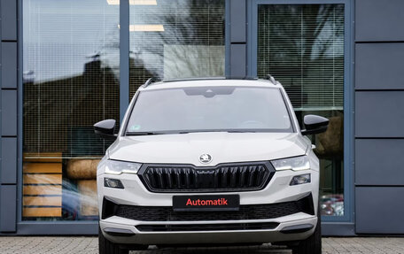 Skoda Karoq I, 2023 год, 3 865 204 рублей, 2 фотография