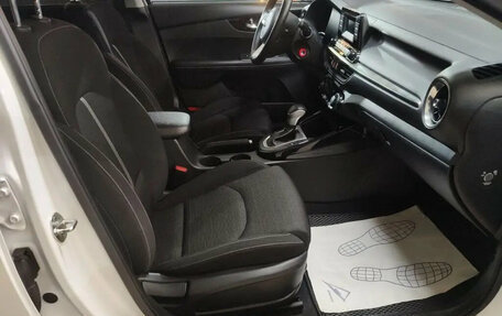 KIA Cerato IV, 2020 год, 1 989 000 рублей, 8 фотография