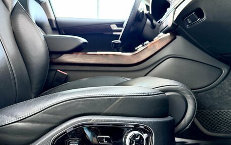 Audi A8, 2013 год, 4 000 000 рублей, 23 фотография