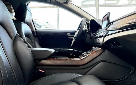 Audi A8, 2013 год, 4 000 000 рублей, 24 фотография