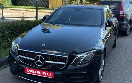 Mercedes-Benz E-Класс, 2020 год, 3 350 000 рублей, 1 фотография