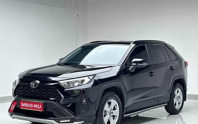 Toyota RAV4, 2024 год, 3 380 000 рублей, 1 фотография