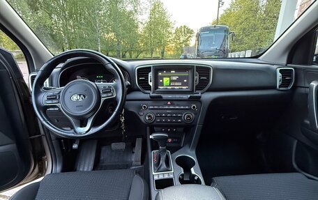 KIA Sportage IV рестайлинг, 2016 год, 2 050 000 рублей, 10 фотография