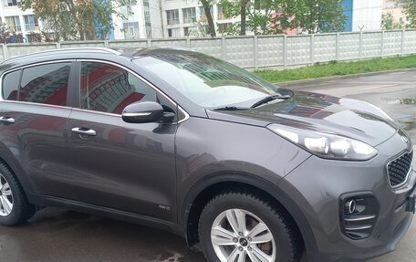 KIA Sportage IV рестайлинг, 2018 год, 1 800 000 рублей, 8 фотография