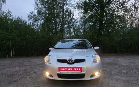Toyota Auris II, 2008 год, 750 000 рублей, 2 фотография