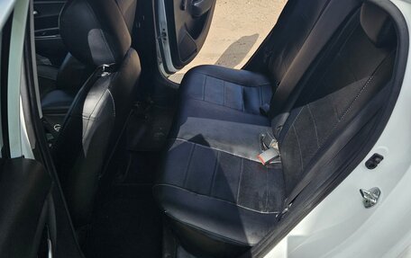 KIA Rio IV, 2018 год, 810 000 рублей, 8 фотография
