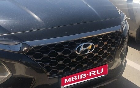 Hyundai Santa Fe IV, 2019 год, 3 000 000 рублей, 2 фотография