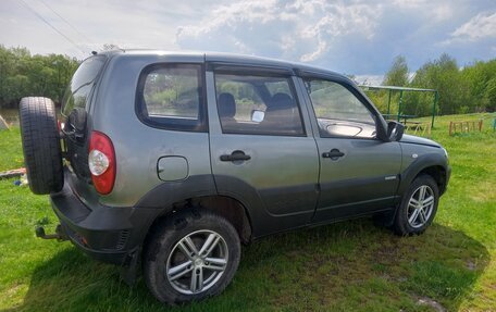 Chevrolet Niva I рестайлинг, 2012 год, 420 000 рублей, 8 фотография