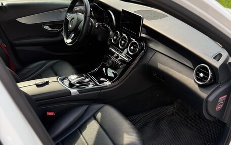 Mercedes-Benz C-Класс, 2017 год, 2 155 000 рублей, 21 фотография