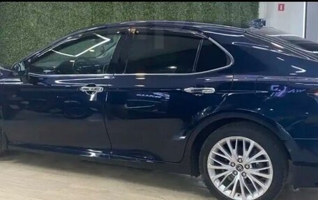 Toyota Camry, 2018 год, 2 200 000 рублей, 7 фотография