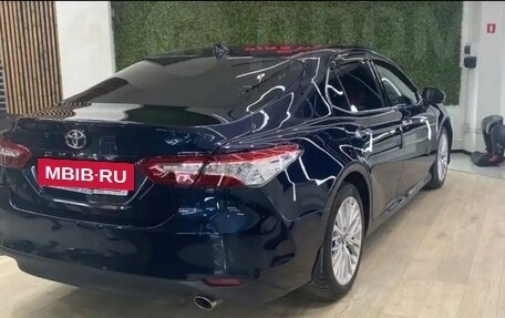 Toyota Camry, 2018 год, 2 200 000 рублей, 12 фотография