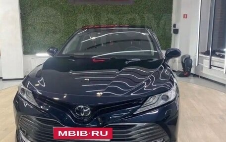 Toyota Camry, 2018 год, 2 200 000 рублей, 2 фотография